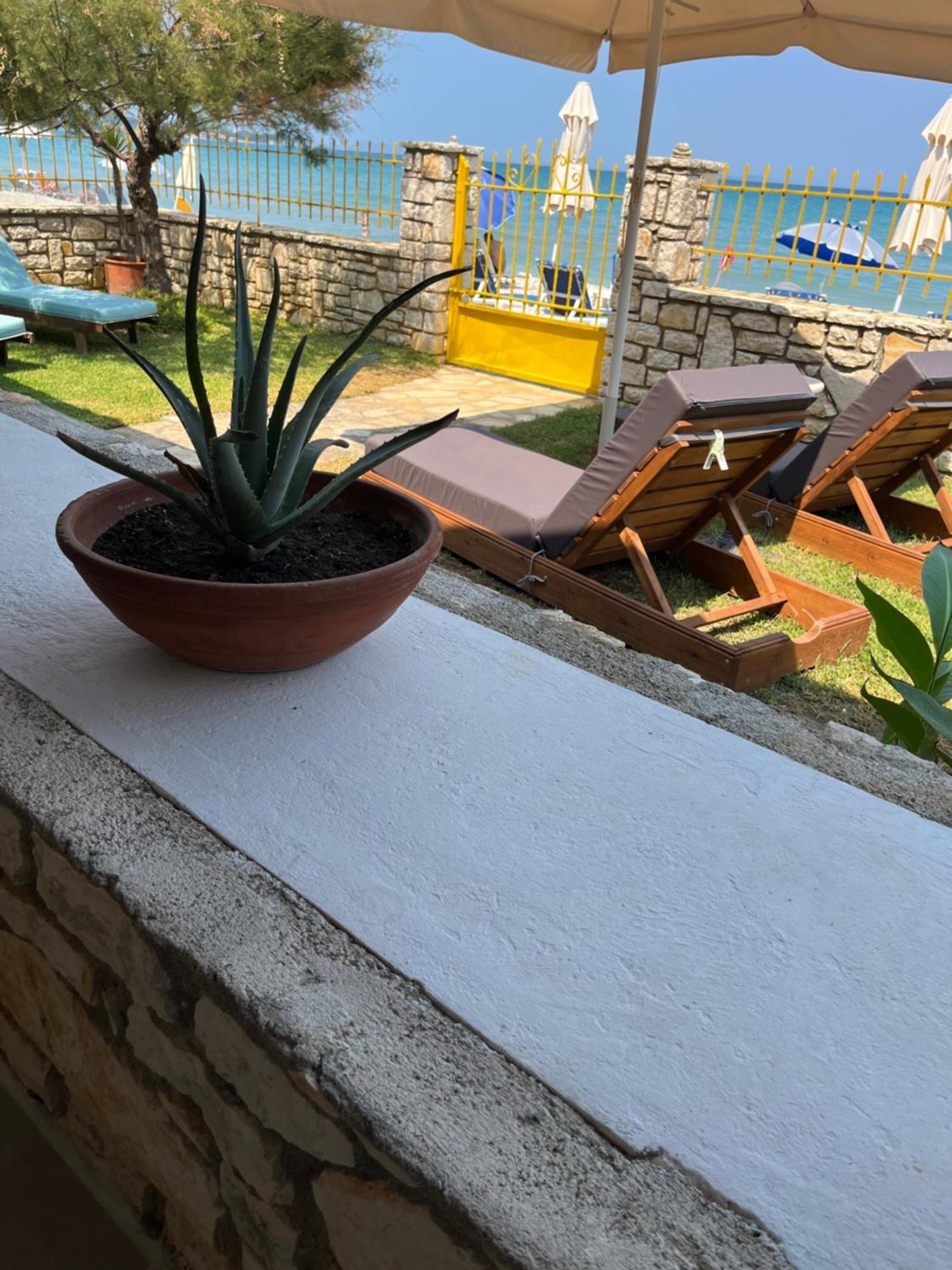 Nikotsaras Beach House Since 1930 Acharavi (Corfu) Exterior foto